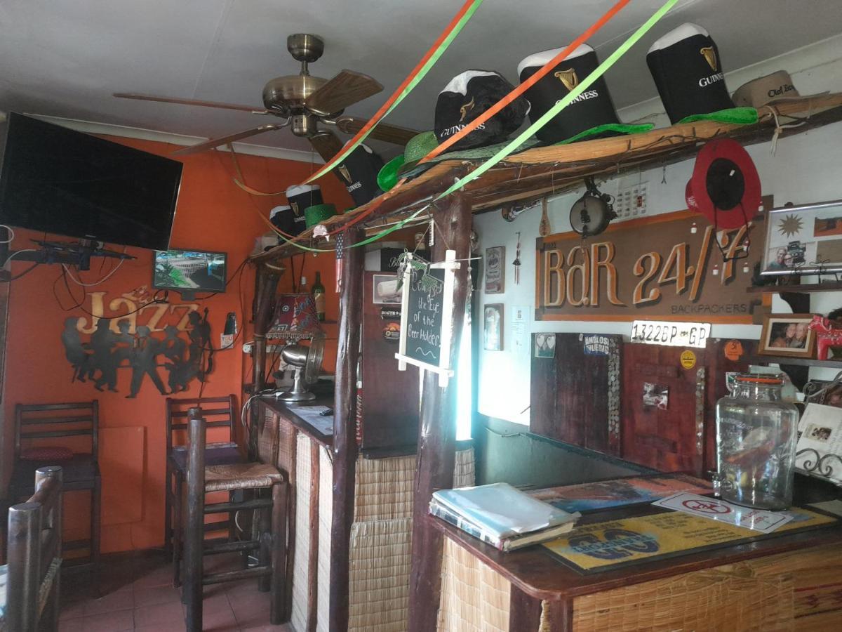 Hostel 1322 Backpackers International Pretoria-Noord Exterior foto